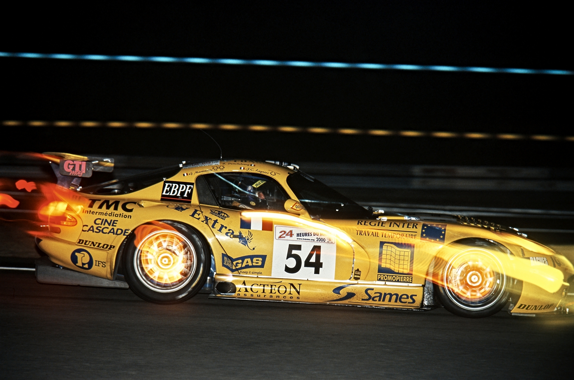 2000-24h-mans_race_davidnoels-02.jpg