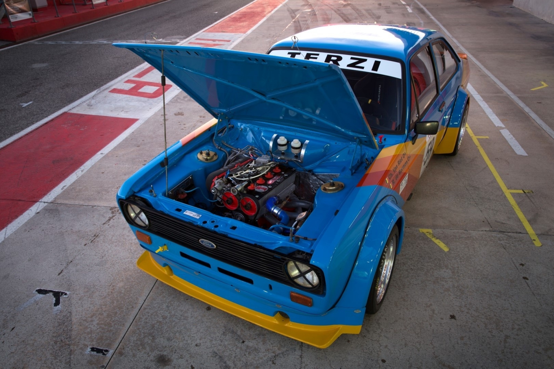 ford-escort-terzi08-03_0.jpg