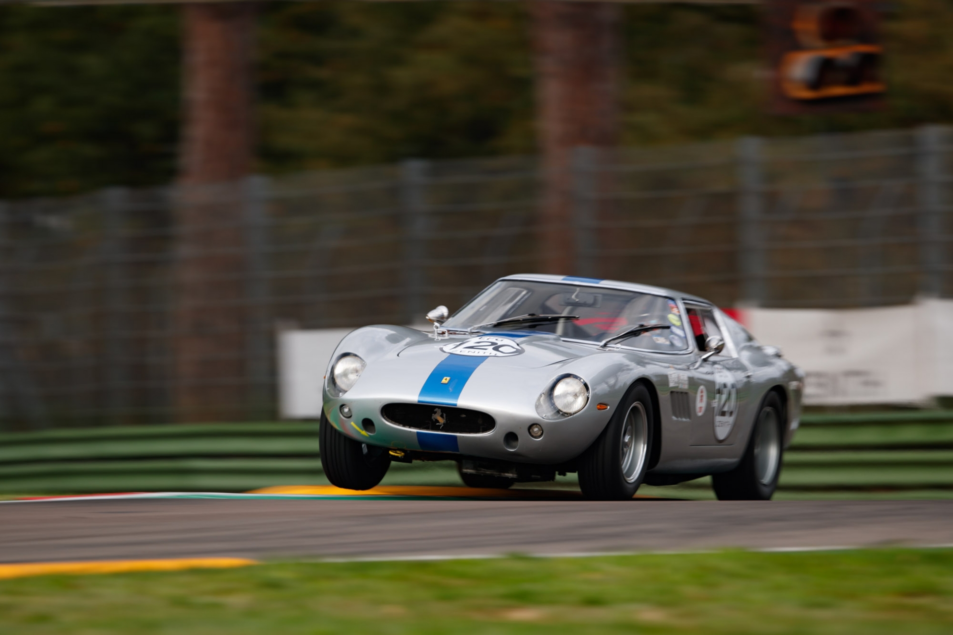 wm-2018-imola-classic-medium-24(2).jpg